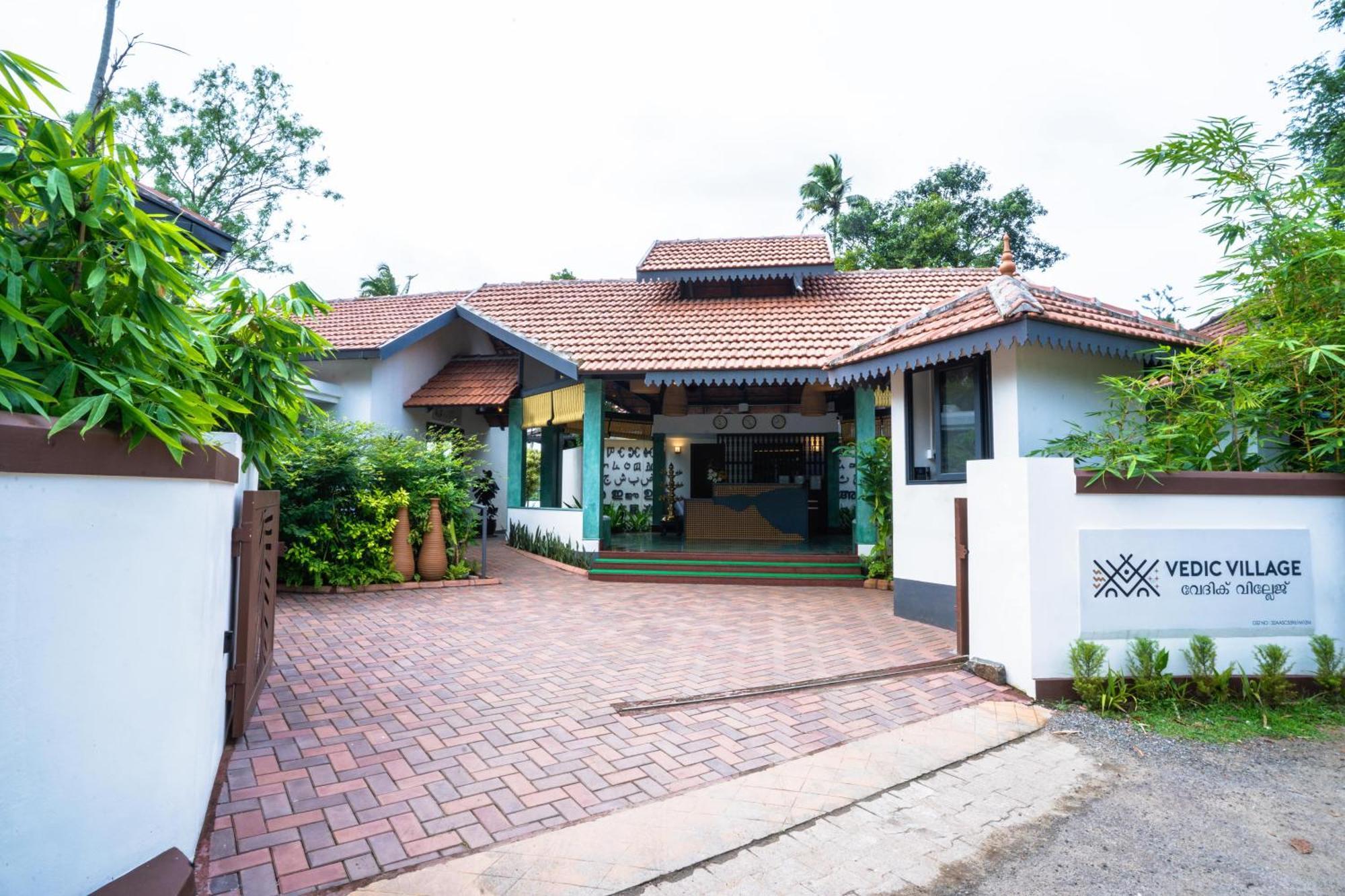 Vedic Village Retreat Kodungallur Коччи Экстерьер фото